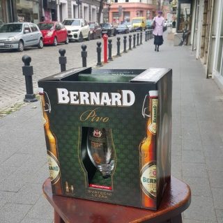 Bernard Gift pack 4x500ml + 2 glasses
